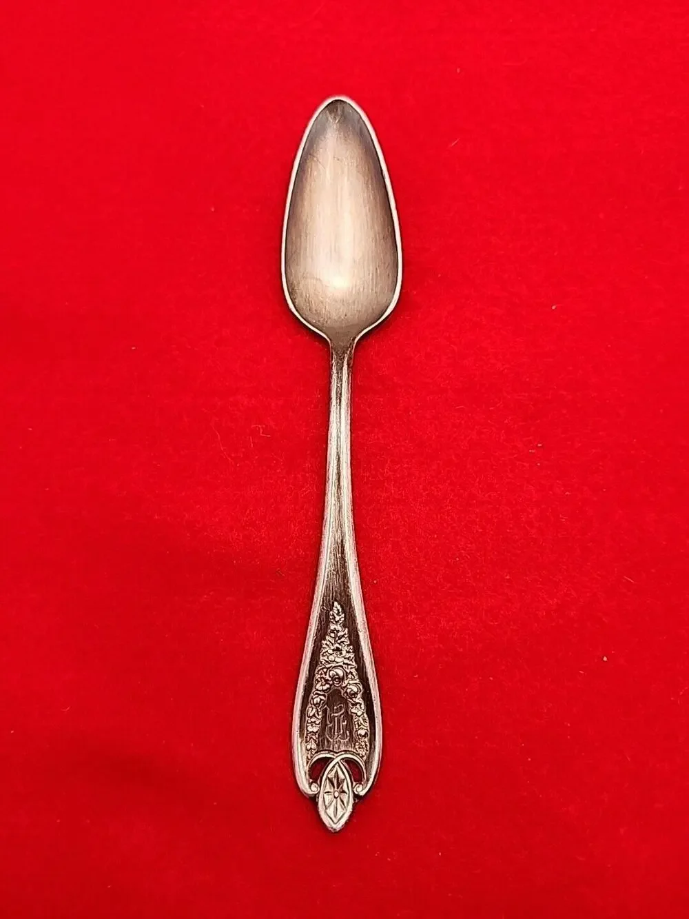 Antique 1911 Old Colony XS Triple Silverplate Fruit Spoon 1847 Rogers Bros.